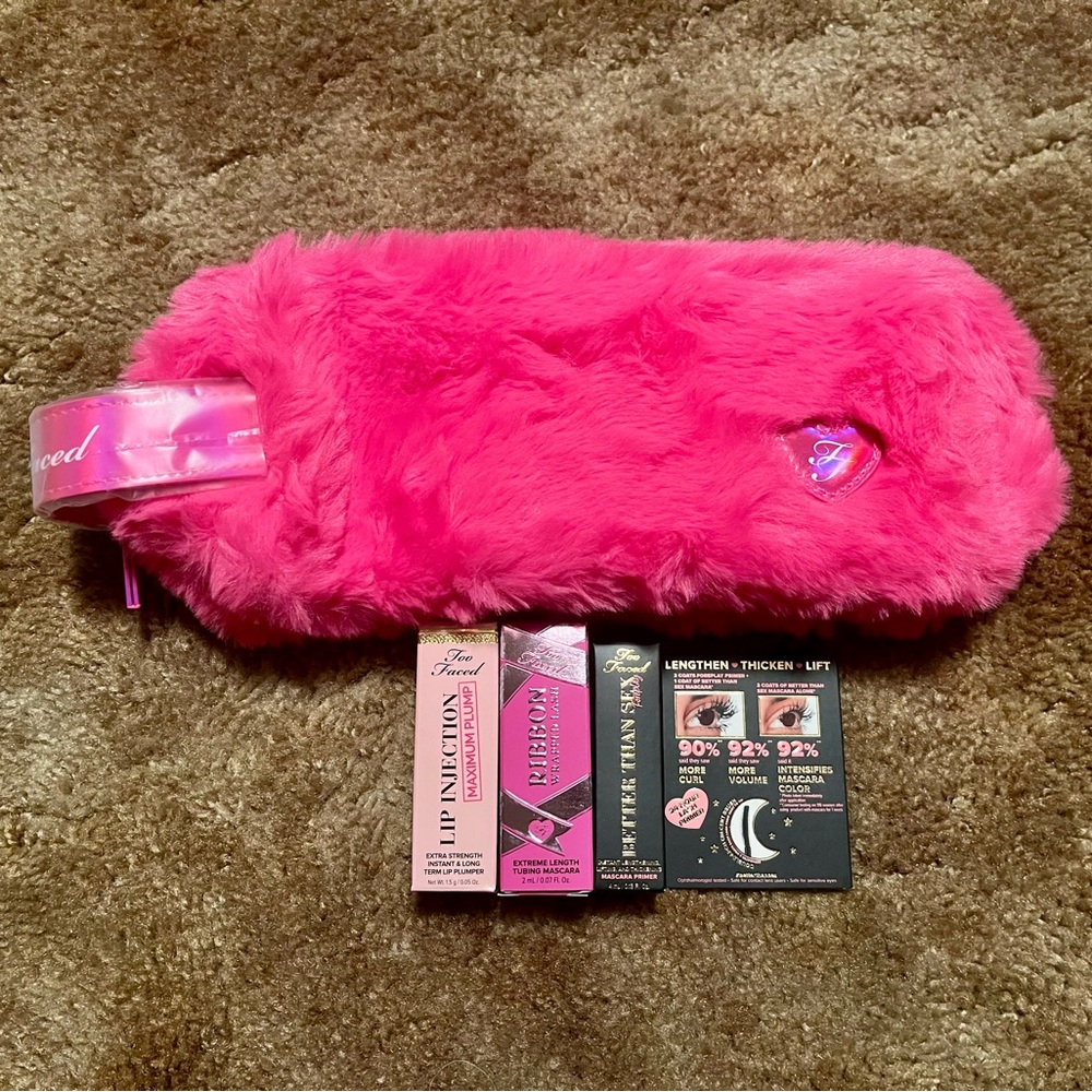 NWT Too Faced Gift Set